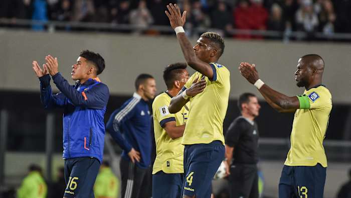 El defensor central de Ecuador, Robert Arboleda